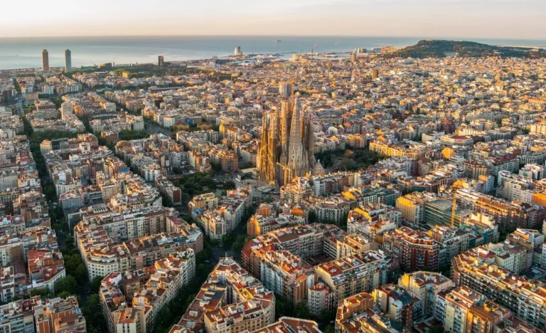 How to Find a Job in Spain as a Foreigner (2025 Guide)