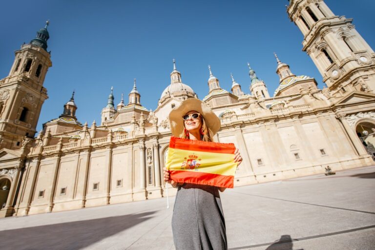 In Spanien arbeiten : Dein Jobguide 2025