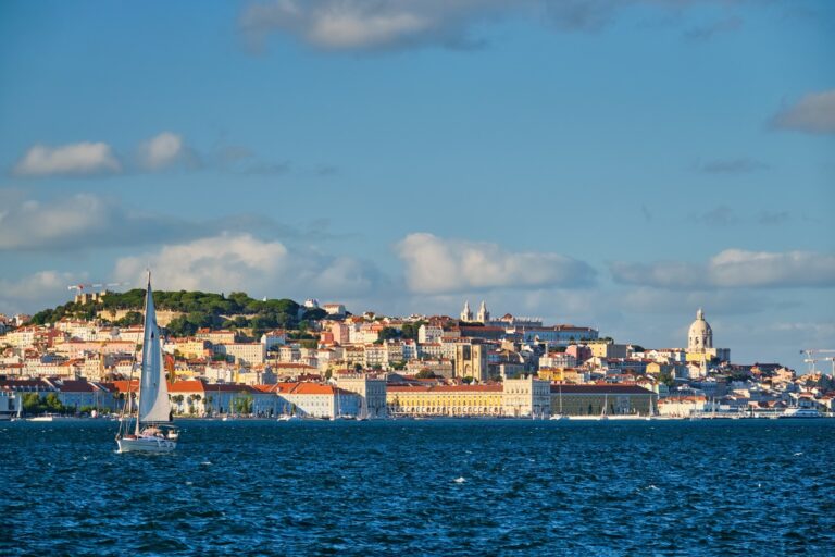 Travailler au Portugal sans parler portugais : décrocher un job en 2025